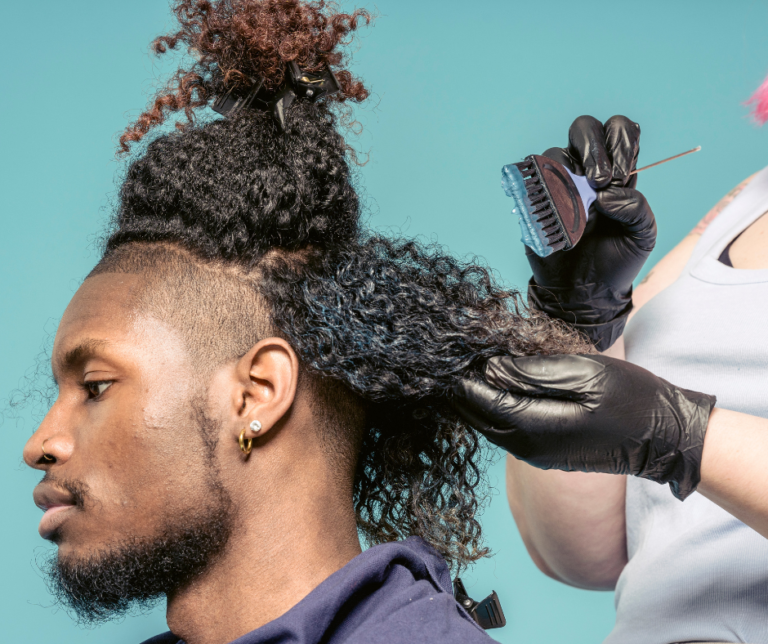 How to Safely Dye Your Curly Hair